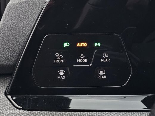 Volkswagen Golf 2.0 TSI R 4Motion Performance Akrapovic/Panorama/HUD ActivLease financial lease