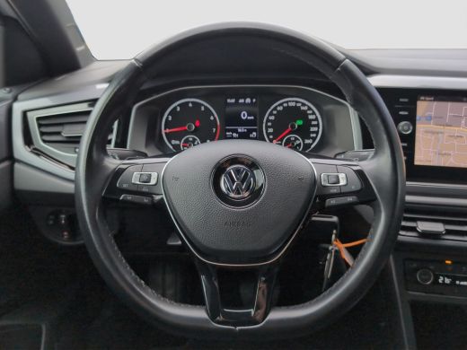 Volkswagen Polo 1.0 TSI R-Line 116pk! | Pano | Adap. Cruise | Climate Control | Navigatie ActivLease financial lease