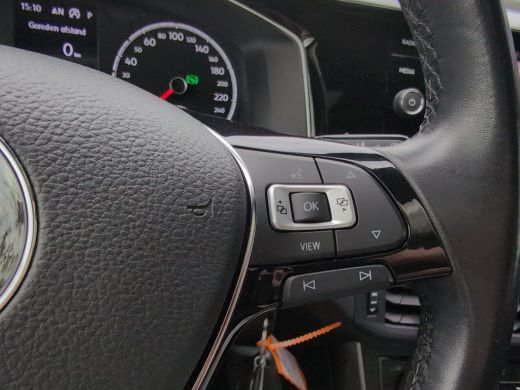 Volkswagen Polo 1.0 TSI R-Line 116pk! | Pano | Adap. Cruise | Climate Control | Navigatie ActivLease financial lease