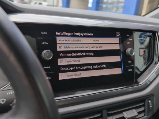 Volkswagen Polo 1.0 TSI R-Line 116pk! | Pano | Adap. Cruise | Climate Control | Navigatie ActivLease financial lease