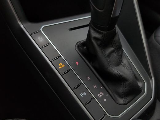 Volkswagen Polo 1.0 TSI R-Line 116pk! | Pano | Adap. Cruise | Climate Control | Navigatie ActivLease financial lease