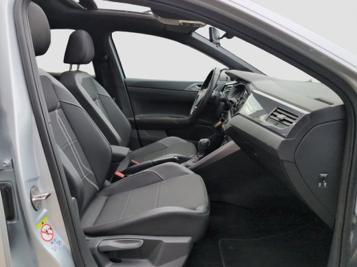 Volkswagen Polo 1.0 TSI R-Line 116pk! | Pano | Adap. Cruise | Climate Control | Navigatie ActivLease financial lease