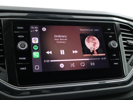 Volkswagen T-Roc 1.5 TSI 150 PK DSG SPORT BTW + TREKHAAK | VIRTUAL COCKPIT | CAMERA | ADAPTIVE CRUISE | CARPLAY ActivLease financial lease