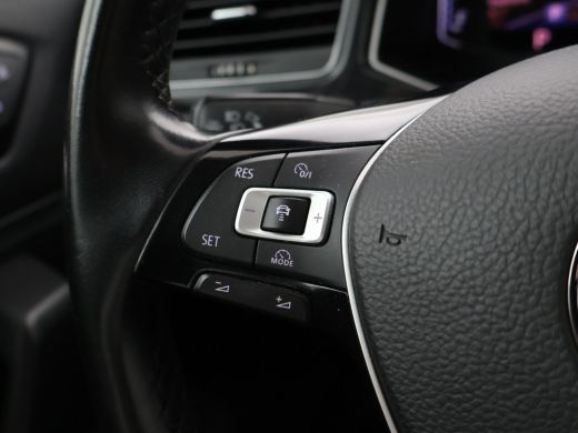 Volkswagen T-Roc 1.5 TSI 150 PK DSG SPORT BTW + TREKHAAK | VIRTUAL COCKPIT | CAMERA | ADAPTIVE CRUISE | CARPLAY ActivLease financial lease