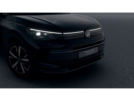 Volkswagen Tiguan Life Edition - eHybrid Inclusief €4000,- inruilvoordeel | 'App-Connect' draadloze smartphone inte... ActivLease financial lease