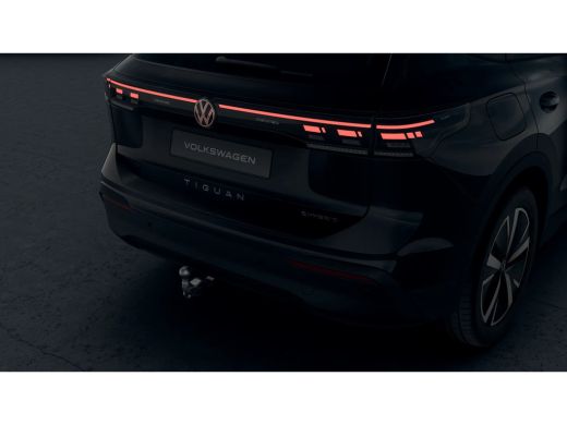 Volkswagen Tiguan Life Edition - eHybrid Inclusief €4000,- inruilvoordeel | 'App-Connect' draadloze smartphone inte... ActivLease financial lease