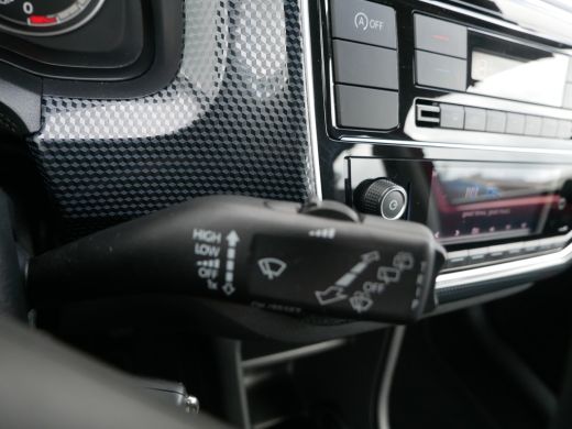 Volkswagen up! 1.0 | Achteruitrijcamera | Airco (automatisch) | Cruise control ActivLease financial lease