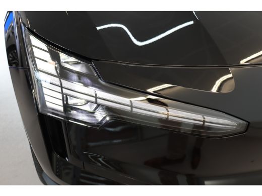 Volvo  EX30 Extended Range 272PK Ultra 69kWu | Full Option! | Stoelverw | 20'' | Stuurverw | Getint Glas | Pa... ActivLease financial lease