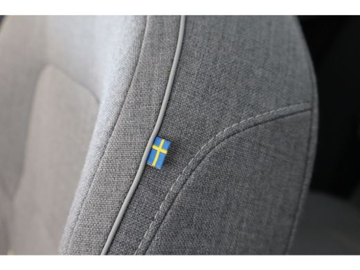 Volvo  EX30 Extended Range 272PK Ultra 69kWu | Full Option! | Stoelverw | 20'' | Stuurverw | Getint Glas | Pa... ActivLease financial lease