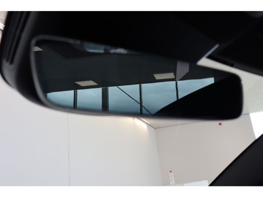 Volvo  EX30 Extended Range 272PK Ultra 69kWu | Full Option! | Stoelverw | 20'' | Stuurverw | Getint Glas | Pa... ActivLease financial lease