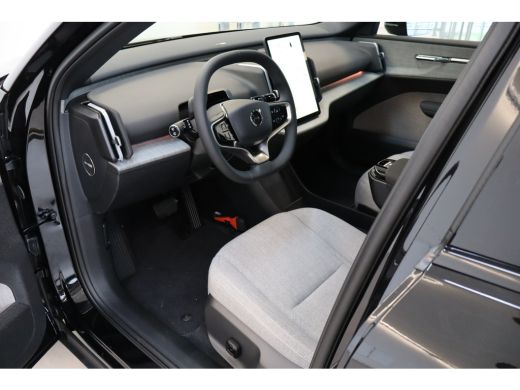 Volvo  EX30 Extended Range 272PK Ultra 69kWu | Full Option! | Stoelverw | 20'' | Stuurverw | Getint Glas | Pa... ActivLease financial lease