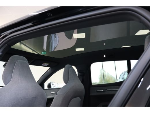 Volvo  EX30 Extended Range 272PK Ultra 69kWu | Full Option! | Stoelverw | 20'' | Stuurverw | Getint Glas | Pa... ActivLease financial lease