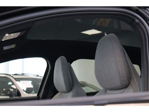 Volvo  EX30 Extended Range 272PK Ultra 69kWu | Full Option! | Stoelverw | 20'' | Stuurverw | Getint Glas | Pa... ActivLease financial lease