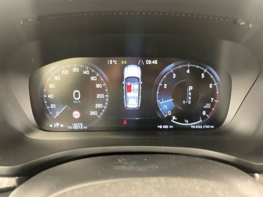 Volvo  V60 2.0 T4 R-Design | 19'' | Trekhaak | PilotAssist | Camera! ActivLease financial lease