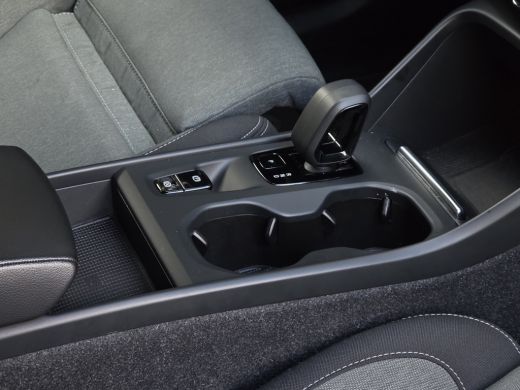 Volvo  XC40 1.5 T4 Plug-in hybrid Core Bright | Camera | Stuur/stoelverwarming | Draadloze lader | Lane Keepi... ActivLease financial lease