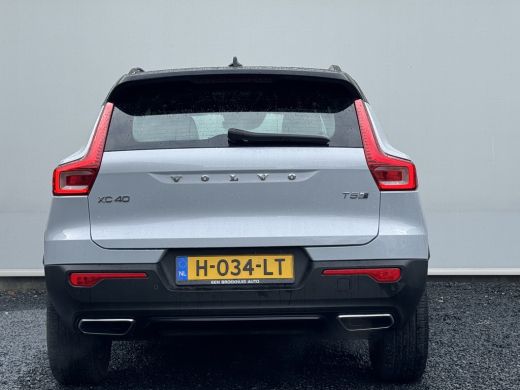 Volvo  XC40 1.5 T5 Twin Engine R-Design Plug-in Hybrid 261 PK | Lederen Bekleding | Apple Carplay/Android Aut... ActivLease financial lease