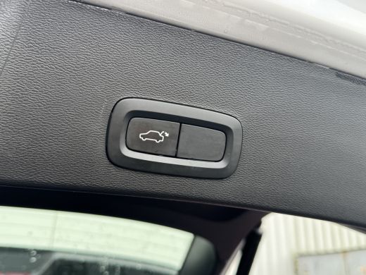 Volvo  XC40 1.5 T5 Twin Engine R-Design Plug-in Hybrid 261 PK | Lederen Bekleding | Apple Carplay/Android Aut... ActivLease financial lease