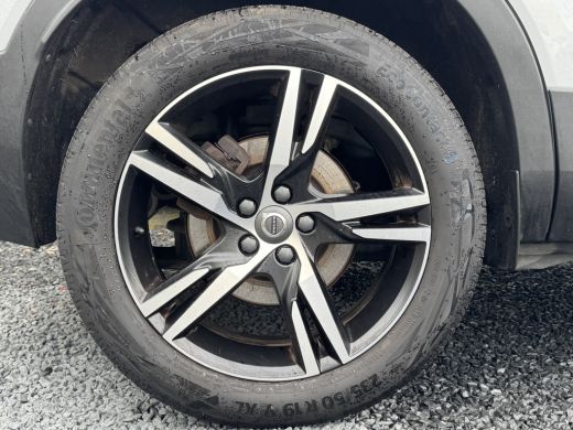 Volvo  XC40 1.5 T5 Twin Engine R-Design Plug-in Hybrid 261 PK | Lederen Bekleding | Apple Carplay/Android Aut... ActivLease financial lease