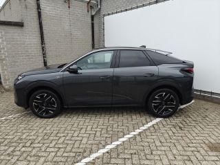 Peugeot 3008 1.2 Hybrid 136 GT | Achterbank in delen neerklapbaar | Achteruitrijcamera | Apple Carplay/Android...