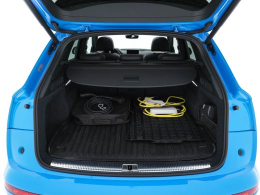 Audi Q5 Audi Q5 50 TFSI e S-Line Black-Edition Quattro Plug-In (INCL-BTW) *PANO | LEATHER-FABRIC | FULL-L... ActivLease financial lease