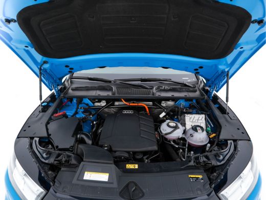 Audi Q5 Audi Q5 50 TFSI e S-Line Black-Edition Quattro Plug-In (INCL-BTW) *PANO | LEATHER-FABRIC | FULL-L... ActivLease financial lease