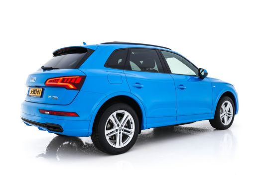 Audi Q5 Audi Q5 50 TFSI e S-Line Black-Edition Quattro Plug-In (INCL-BTW) *PANO | LEATHER-FABRIC | FULL-L... ActivLease financial lease