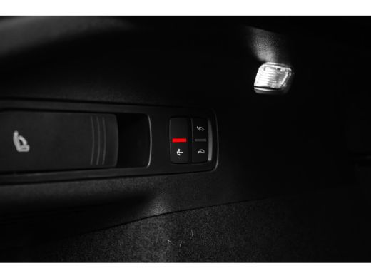 Audi Q6 e-tron Advanced edition, Q6 e-tron (2025) Panorama dak | MMI Bijrijdersscherm | Luchtvering | Elek. stoe... ActivLease financial lease