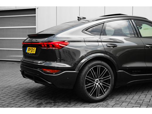Audi Q6 e-tron Advanced edition, Q6 e-tron (2025) Panorama dak | MMI Bijrijdersscherm | Luchtvering | Elek. stoe... ActivLease financial lease