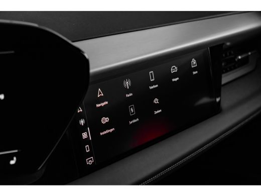 Audi Q6 e-tron Advanced edition, Q6 e-tron (2025) Panorama dak | MMI Bijrijdersscherm | Luchtvering | Elek. stoe... ActivLease financial lease