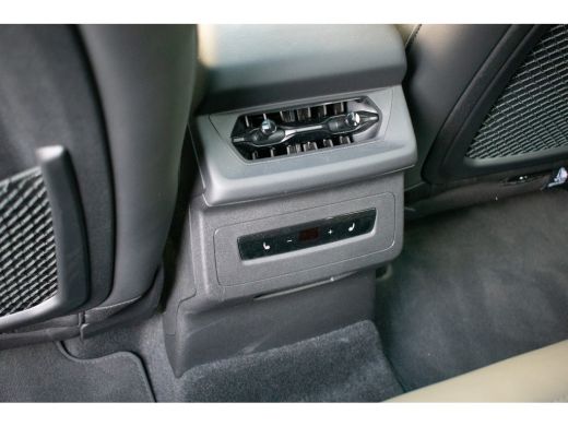 Audi SQ6 quattro 100 kWh -Pano-21"-Head up-Sportstoelen-ACC-360- ActivLease financial lease