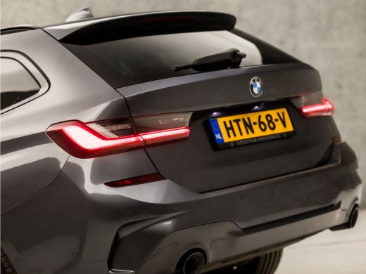 BMW 3 Serie Touring 330e xDrive M Sport 293Pk Automaat (PANORAMADAK, M PAKKET, LASER KOPLAMPEN, MEMORY SEATS,... ActivLease financial lease