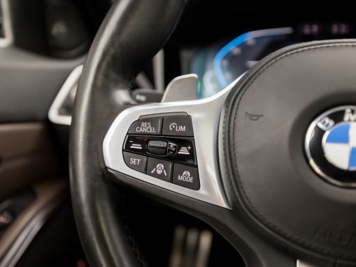 BMW 3 Serie Touring 330e xDrive M Sport 293Pk Automaat (PANORAMADAK, M PAKKET, LASER KOPLAMPEN, MEMORY SEATS,... ActivLease financial lease