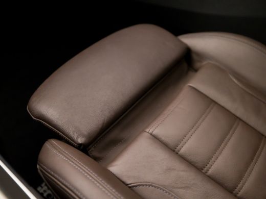 BMW 3 Serie Touring 330e xDrive M Sport 293Pk Automaat (PANORAMADAK, M PAKKET, LASER KOPLAMPEN, MEMORY SEATS,... ActivLease financial lease