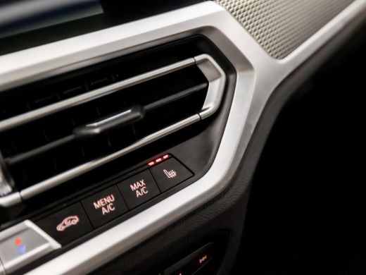 BMW 3 Serie Touring 330e xDrive M Sport 293Pk Automaat (PANORAMADAK, M PAKKET, LASER KOPLAMPEN, MEMORY SEATS,... ActivLease financial lease