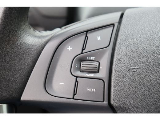 Citroën Grand C4 Spacetourer Citroën 1.2 PURETECH 130PK 7-ZITS SHINE ORIGINS / NAVI / CLIMA / LED / PDC / 17" LMV / CAMERA / K... ActivLease financial lease