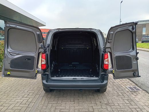 Fiat Doblò 1.5D 100pk L1 1000kg, 3-zitter, Airco, PDC, Camera, Trekhaak incl. 12 mnd BOVAG-garantie ActivLease financial lease