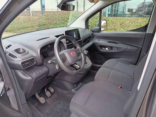 Fiat Doblò 1.5D 100pk L1 1000kg, 3-zitter, Airco, PDC, Camera, Trekhaak incl. 12 mnd BOVAG-garantie ActivLease financial lease