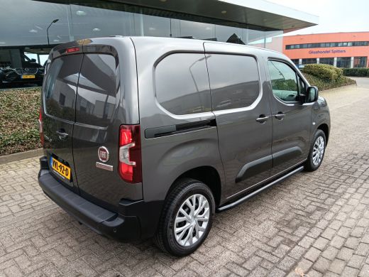 Fiat Doblò 1.5D 100pk L1 1000kg, 3-zitter, Airco, PDC, Camera, Trekhaak incl. 12 mnd BOVAG-garantie ActivLease financial lease