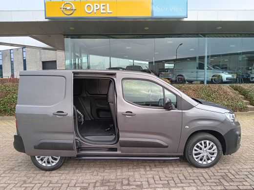 Fiat Doblò 1.5D 100pk L1 1000kg, 3-zitter, Airco, PDC, Camera, Trekhaak incl. 12 mnd BOVAG-garantie ActivLease financial lease