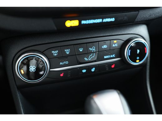 Ford Fiesta 1.0 EcoBoost ST-Line Automaat | 1e Eigenaar! | Winter Pack | BLIS | Camera | Parkeersensoren V+A ... ActivLease financial lease