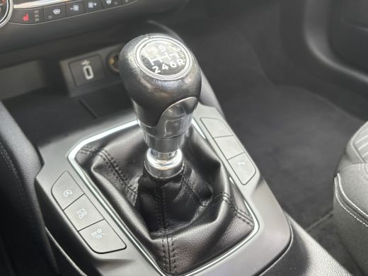 Ford Focus 1.0 EcoBoost Titanium Panodak | Stoel |Stuur Verwarming | Topstaat! ActivLease financial lease