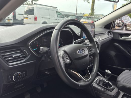 Ford Focus 1.0 EcoBoost Titanium Panodak | Stoel |Stuur Verwarming | Topstaat! ActivLease financial lease