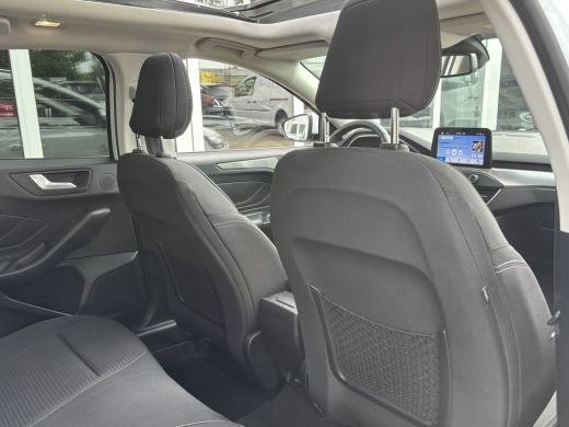 Ford Focus 1.0 EcoBoost Titanium Panodak | Stoel |Stuur Verwarming | Topstaat! ActivLease financial lease