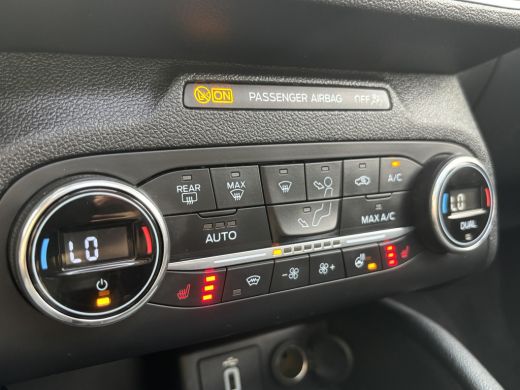 Ford Focus 1.0 EcoBoost Titanium Panodak | Stoel |Stuur Verwarming | Topstaat! ActivLease financial lease