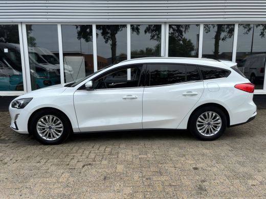 Ford Focus 1.0 EcoBoost Titanium Panodak | Stoel |Stuur Verwarming | Topstaat! ActivLease financial lease