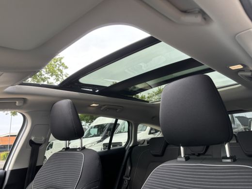 Ford Focus 1.0 EcoBoost Titanium Panodak | Stoel |Stuur Verwarming | Topstaat! ActivLease financial lease