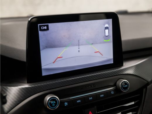 Ford Focus 1.5 EcoBoost ST Line Sport 150Pk Automaat (APPLE CARPLAY, GROOT NAVI, CLIMATE, RODE REMKLAUWEN, C... ActivLease financial lease