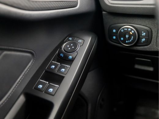 Ford Focus 1.5 EcoBoost ST Line Sport 150Pk Automaat (APPLE CARPLAY, GROOT NAVI, CLIMATE, RODE REMKLAUWEN, C... ActivLease financial lease