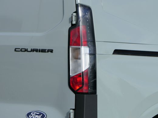Ford Transit Courier 1.0 EcoBoost Automaat Limited | Camera | Dubbele Schuifdeur | CarPlay/AndroidAuto | Stoelverwarmi... ActivLease financial lease