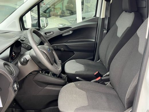 Ford Transit Courier 1.5 TDCI Ambiente Airco | Navigatie | 4 Cillinder | Imperiaal ActivLease financial lease